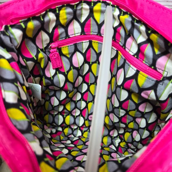 #209 Vera Bradley Triple Zip Hipster – Bright Pink Microfiber NWOT Retired Color - Picture 4 of 4